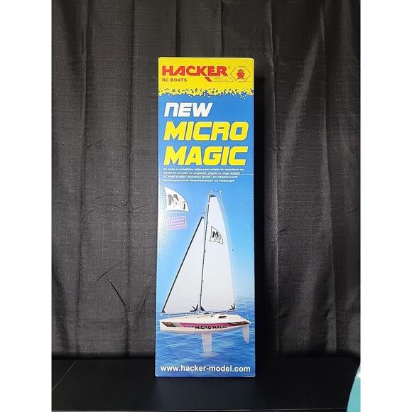 Hacker Models 21" nMM Micro Magic Sailboat Race Yacht "ARTR" (None assemblied) - Picture 1 of 9